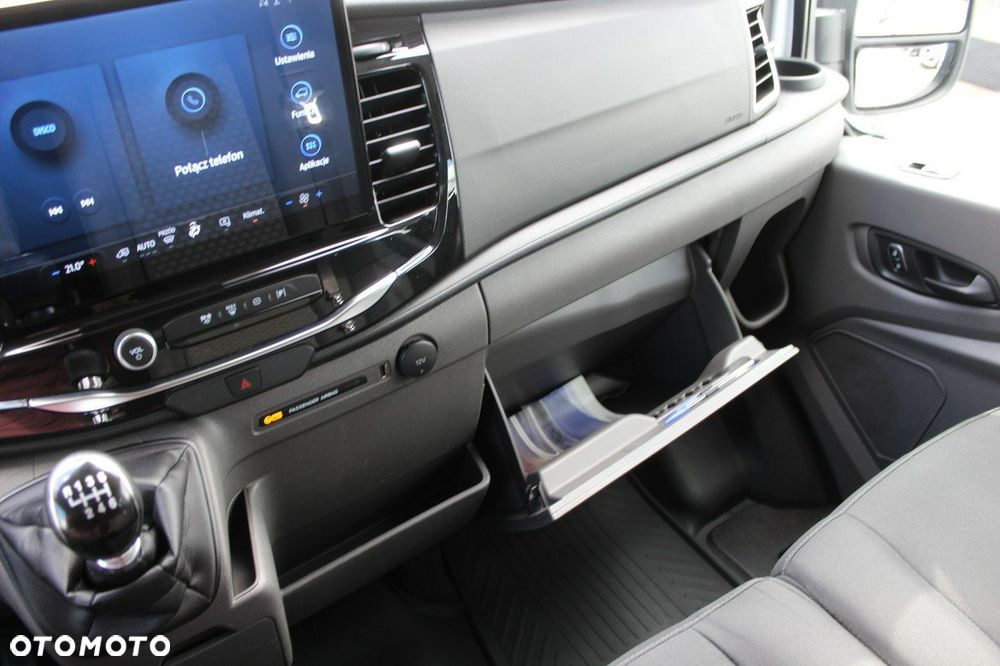 Ford Transit - 27