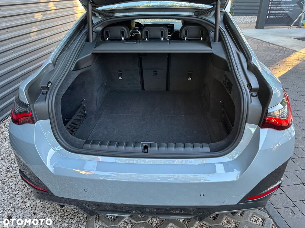 BMW i4 80.7kWh eDrive 40 M Sport - 27