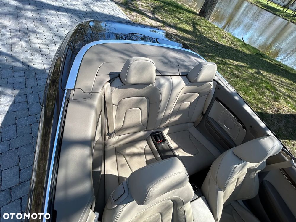 Audi A5 Cabrio 2011 photo 3