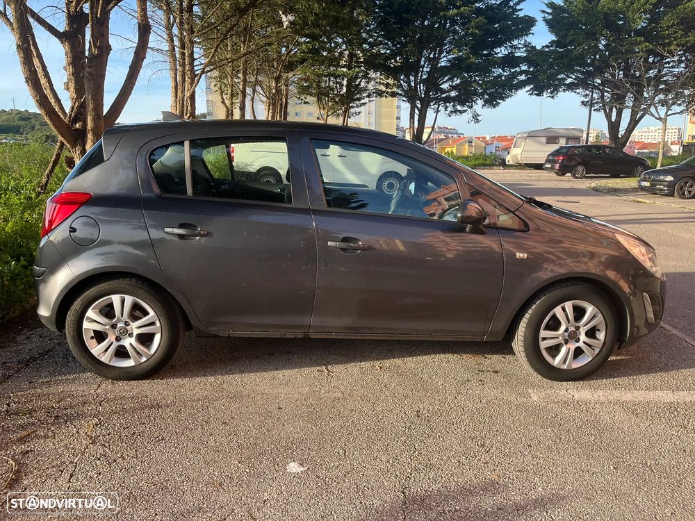 Opel Corsa 1.2 Flex Fuel - 4