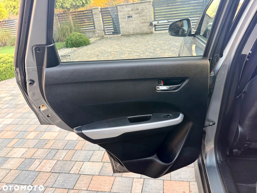 Suzuki Vitara 1.6 XLED 2WD - 12