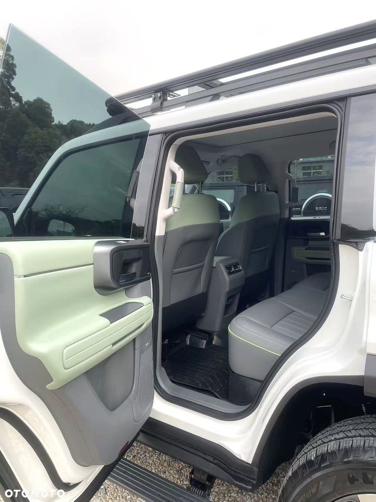 BAIC BJ40 - 11