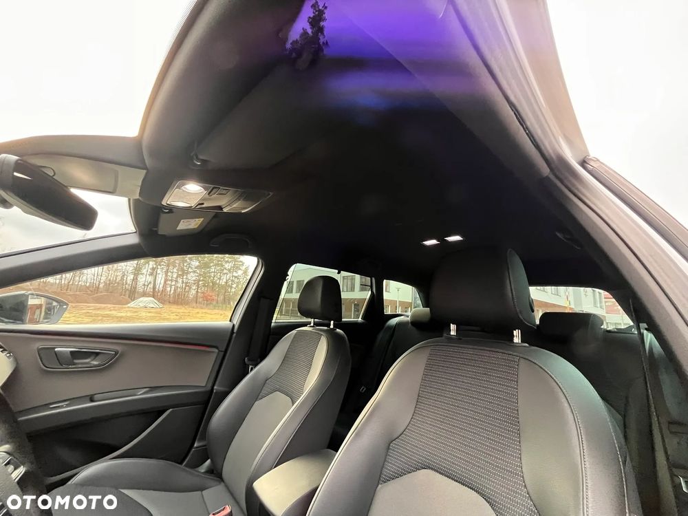 Seat Leon 2.0 TDI Xcellence S&S DSG - 26