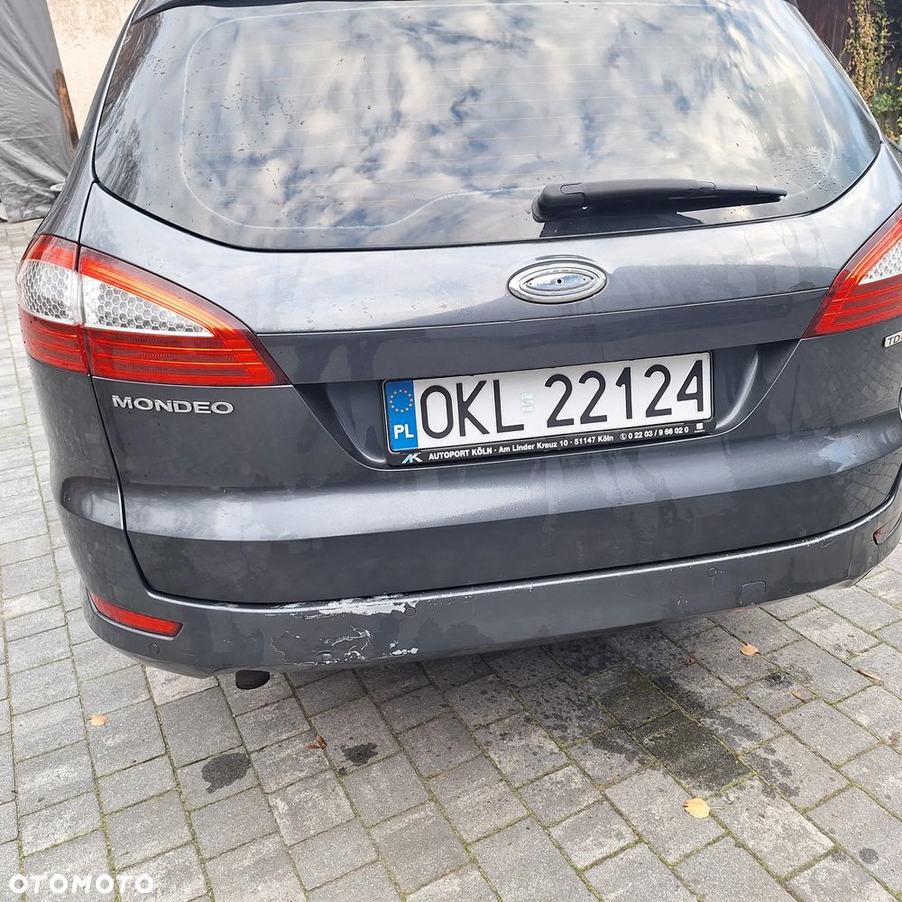 Ford Mondeo 2.0 TDCi Ghia - 9