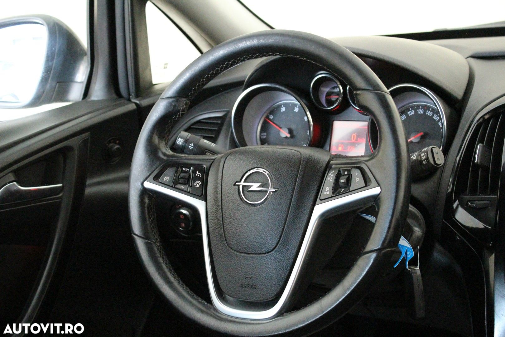 Opel Astra - 16