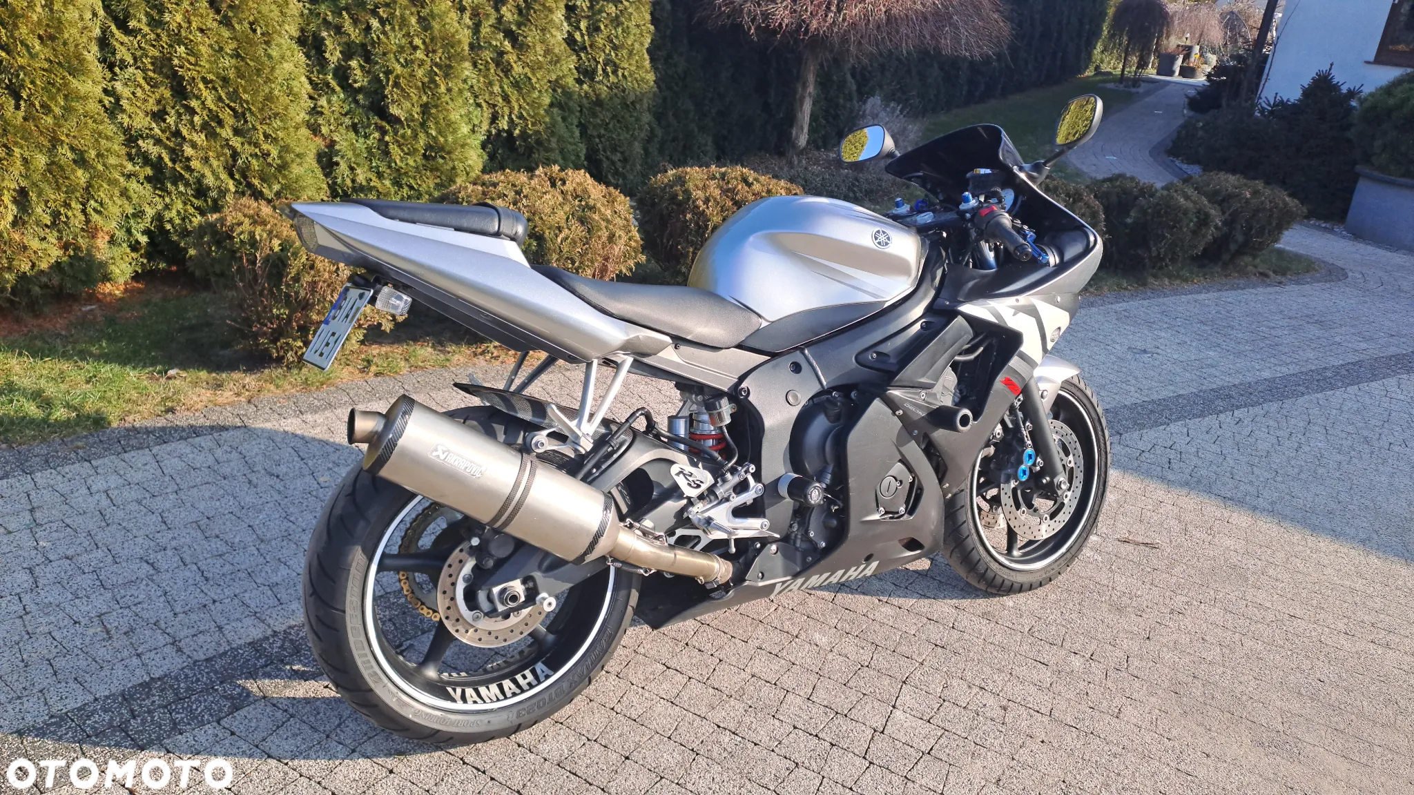 Yamaha R6 - 4