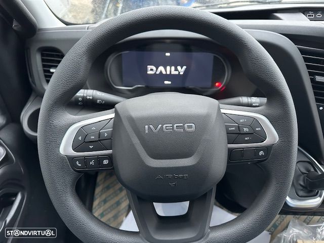 Iveco DAILY 35S16 A8 ( cx. automática) - 7