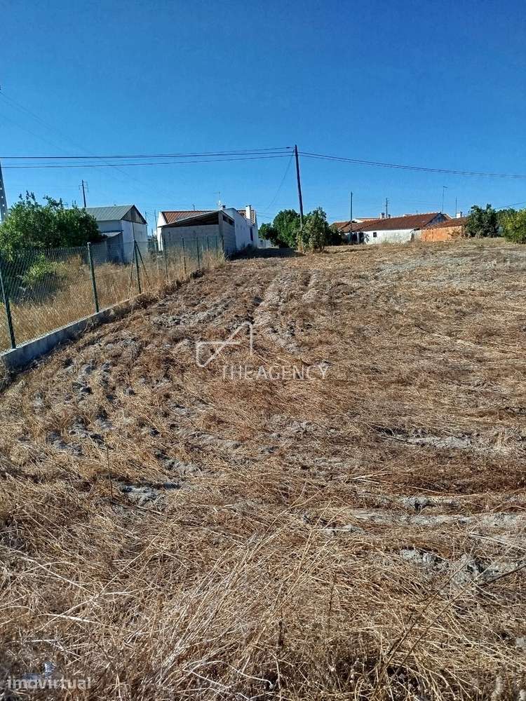 Terreno Urbano de 1.415m² – Vale da Pedro, Cartaxo - Grande imagem: 2/13
