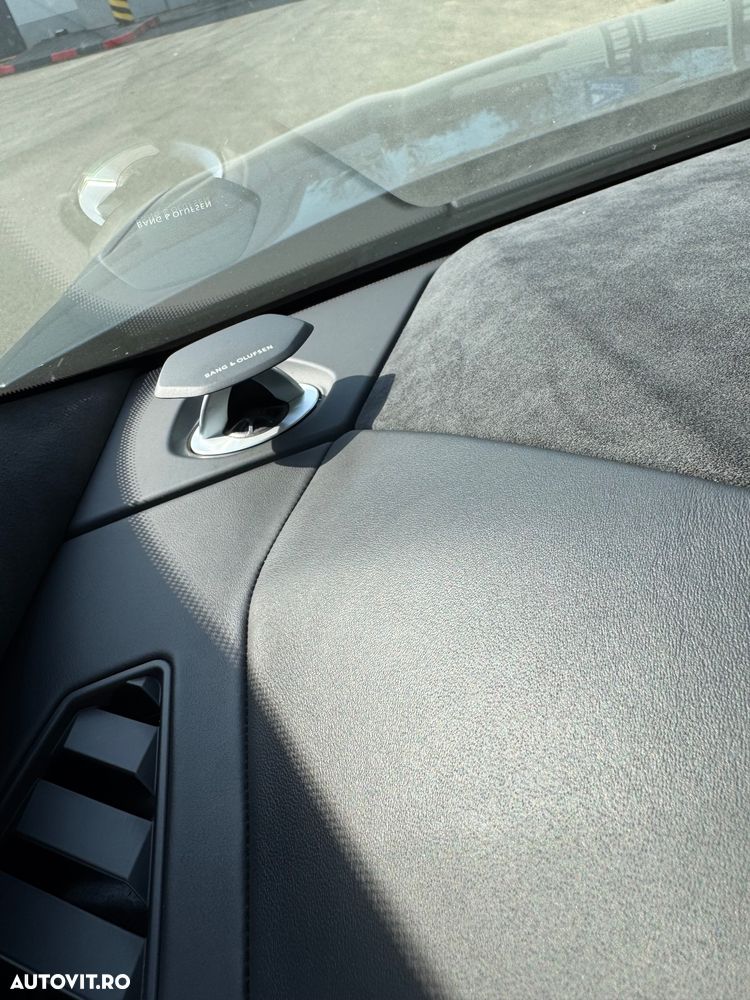 Lamborghini URUS - 11