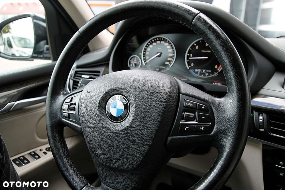 BMW X5 xDrive30d - 19