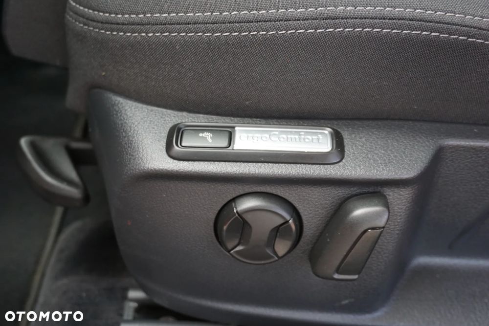 Volkswagen Passat 2.0 TDI BMT Trendline - 21