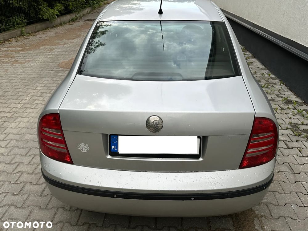 Skoda Superb 2.8 V6 Elegance - 6