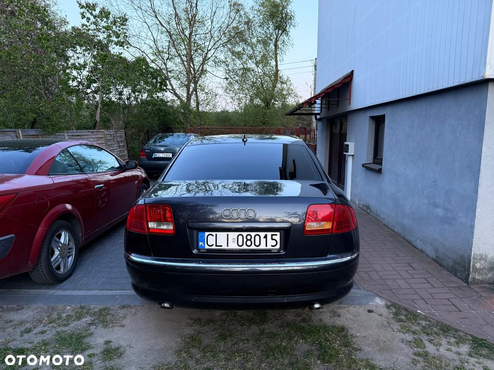 Audi A8 - 3