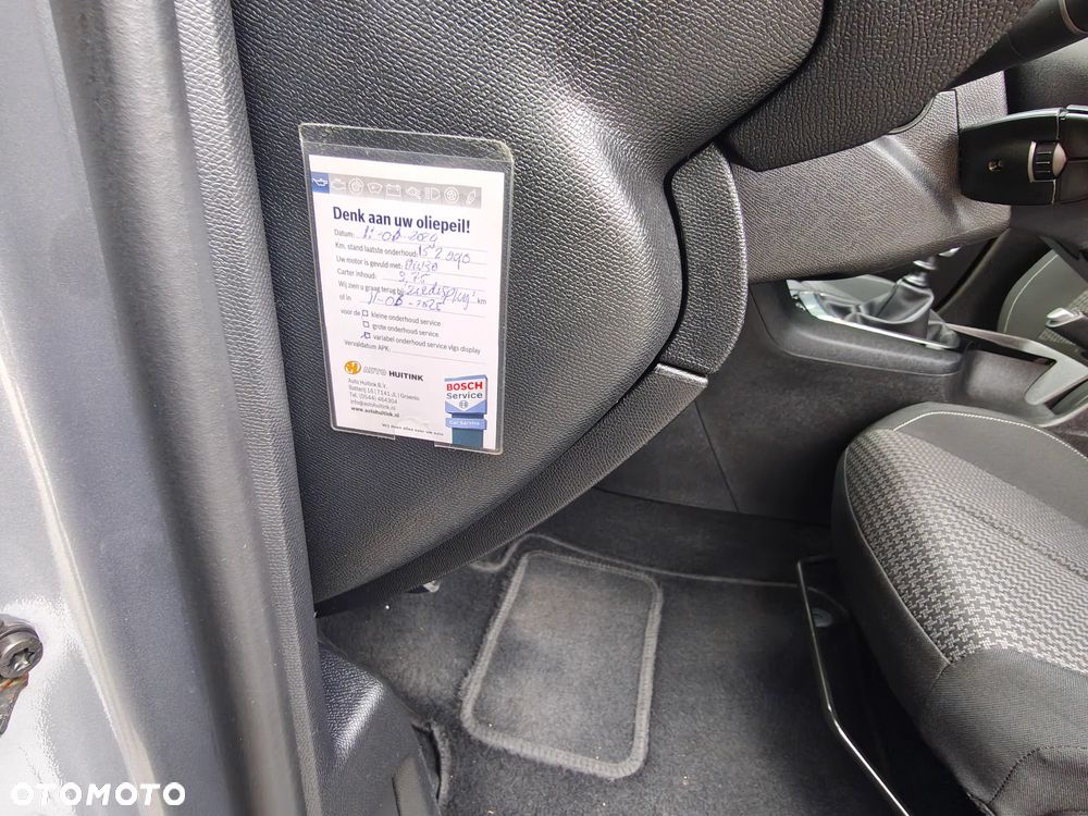 Peugeot 308 1.5 BlueHDi Allure S&S - 19