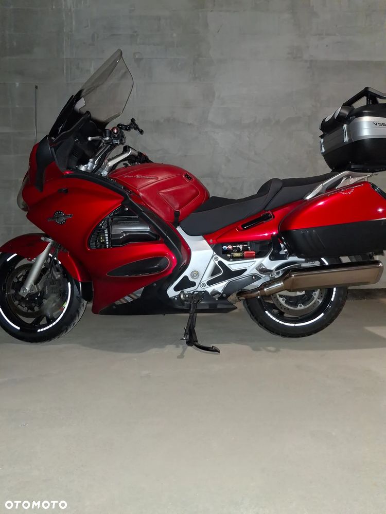 Honda ST - 1