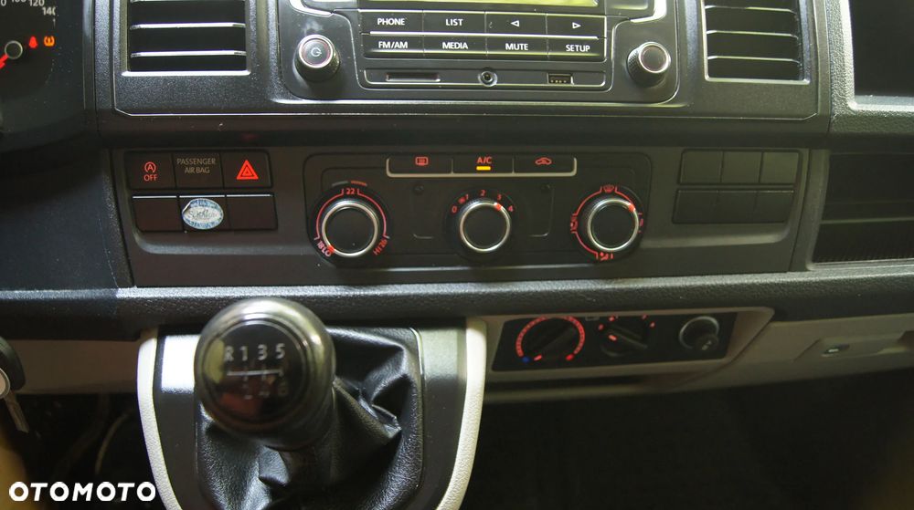 Volkswagen Transporter - 20