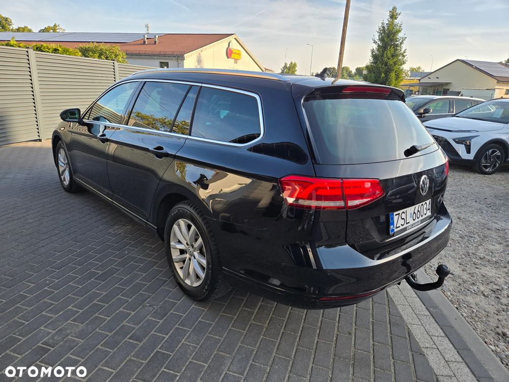 Volkswagen Passat 2.0 TDI SCR DSG Comfortline - 8