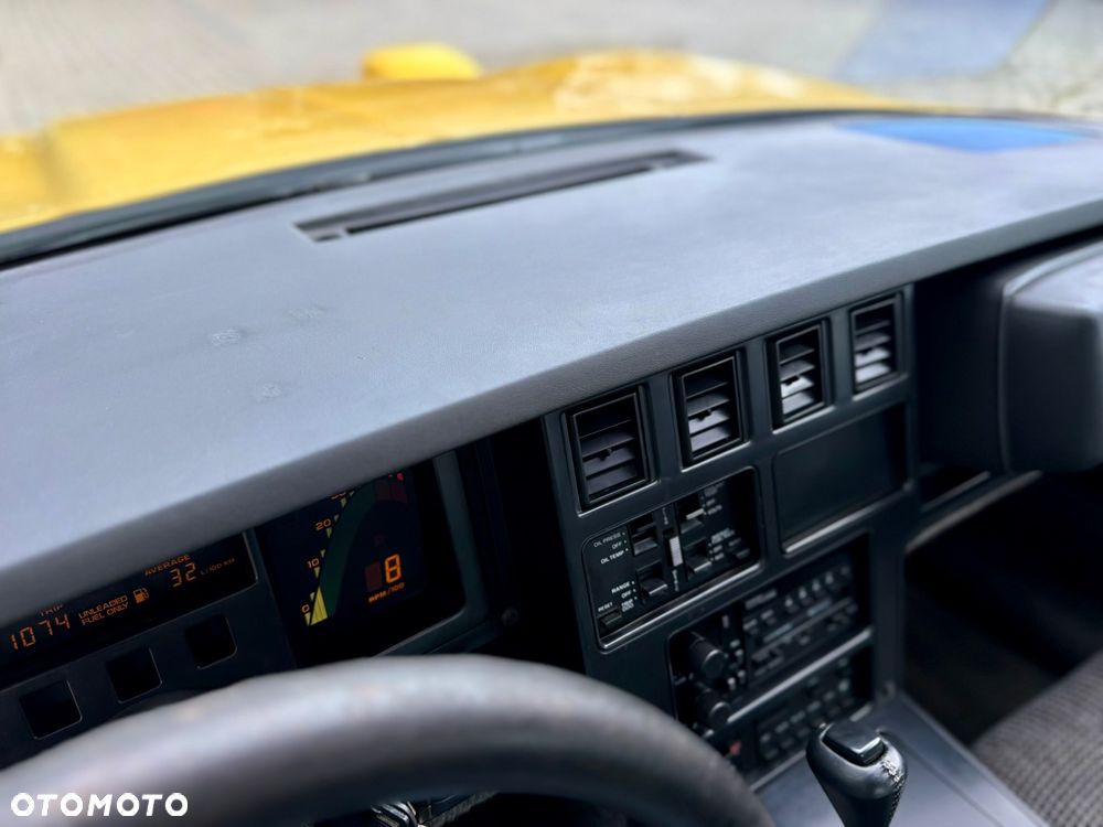 Chevrolet Corvette - 29