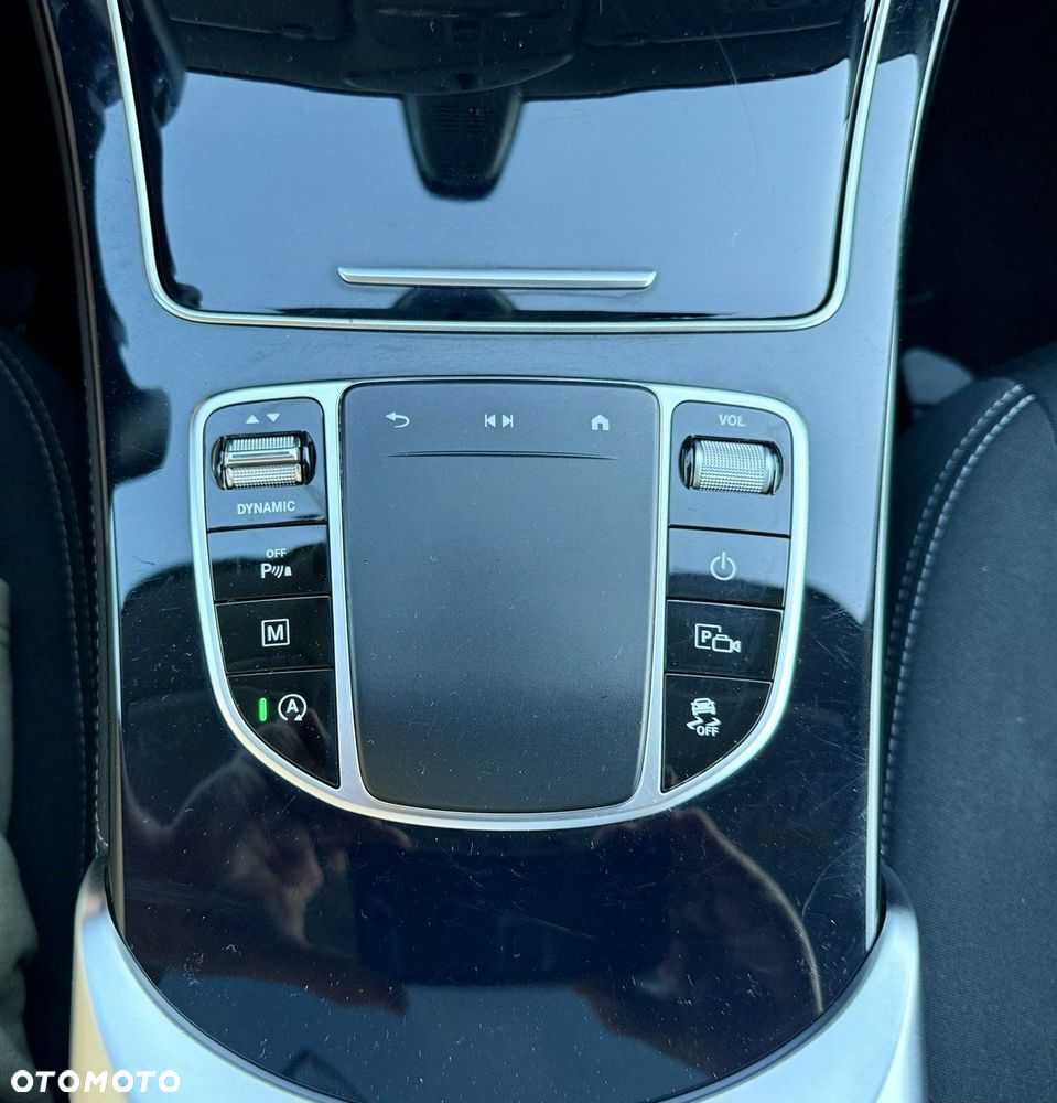 Mercedes-Benz GLC 300 d 4Matic 9G-TRONIC - 24