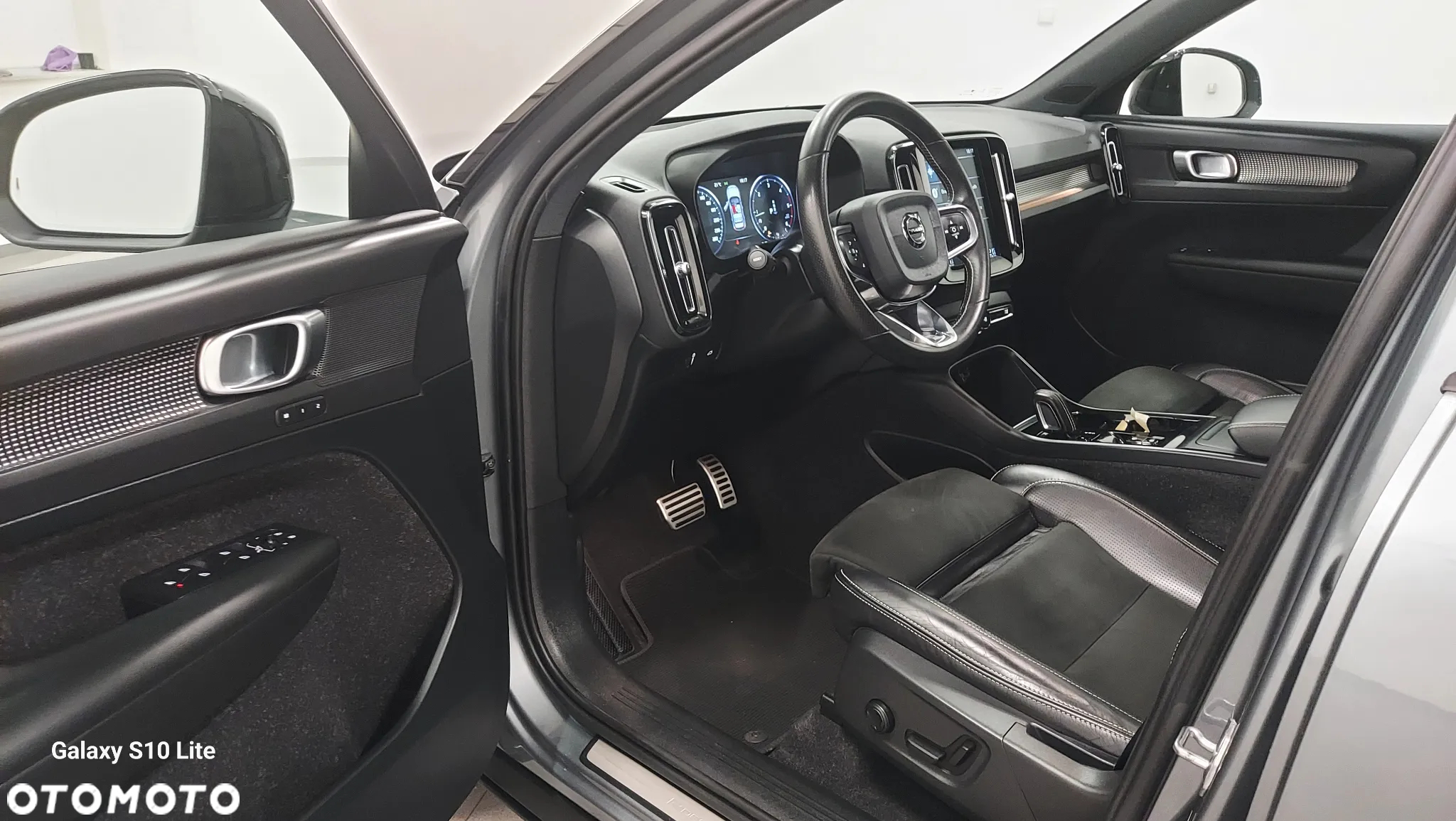 Volvo XC 40 D3 R-Design - 5