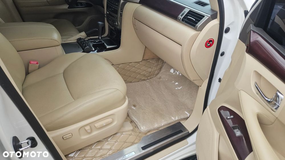 Lexus LX Standard - 24