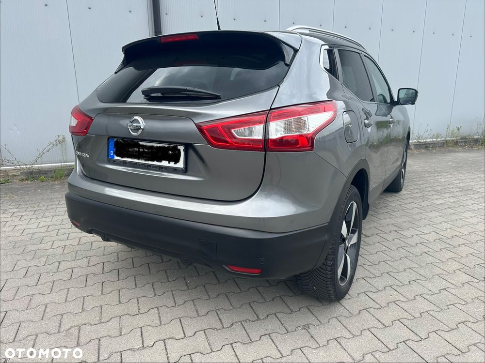 Nissan Qashqai 1.2 DIG-T N-Connecta EU6 - 8