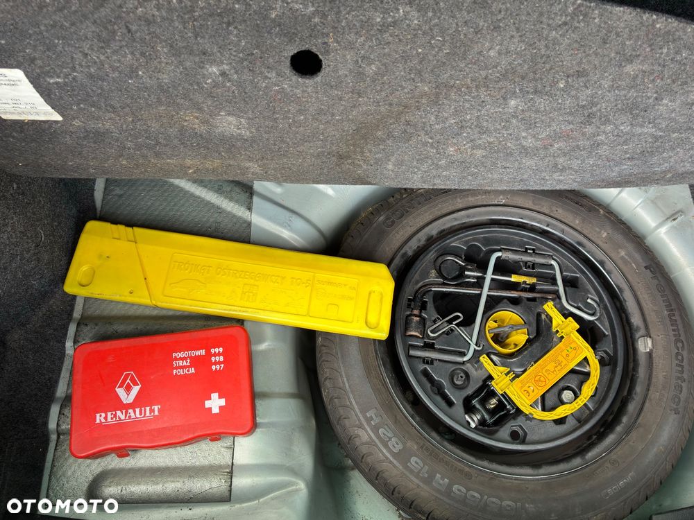 Renault Clio 1.2 16V Extreme - 11