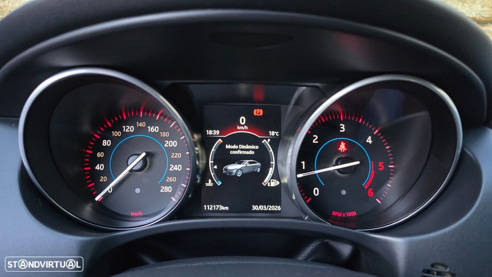 Jaguar XE 2.0 D R-Sport - 19