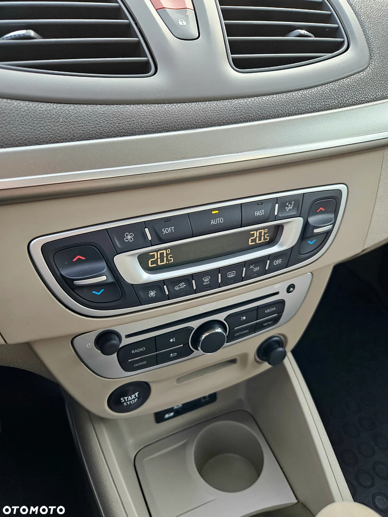 Renault Fluence 1.5 dCi Intens - 10