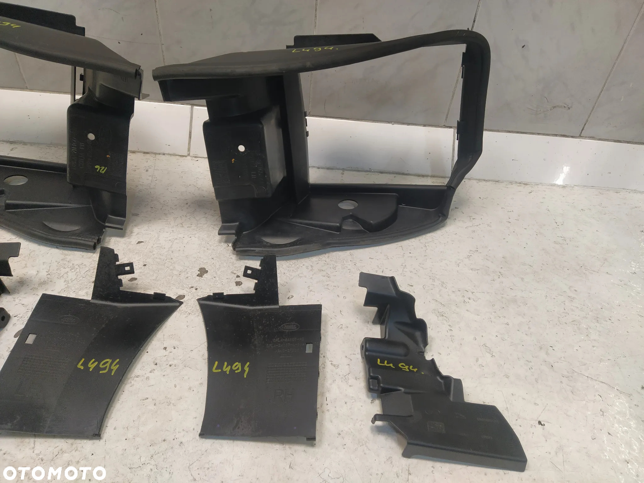 RANGE ROVER SPORT L494 KIEROWNICA WLOT POWIETRZA MOCOWANIA LEWA PRAWA KOMPLET ORYGINAŁ - 6