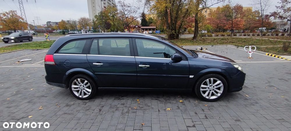 Opel Vectra 1.9 CDTI Cosmo ActiveSelect - 3