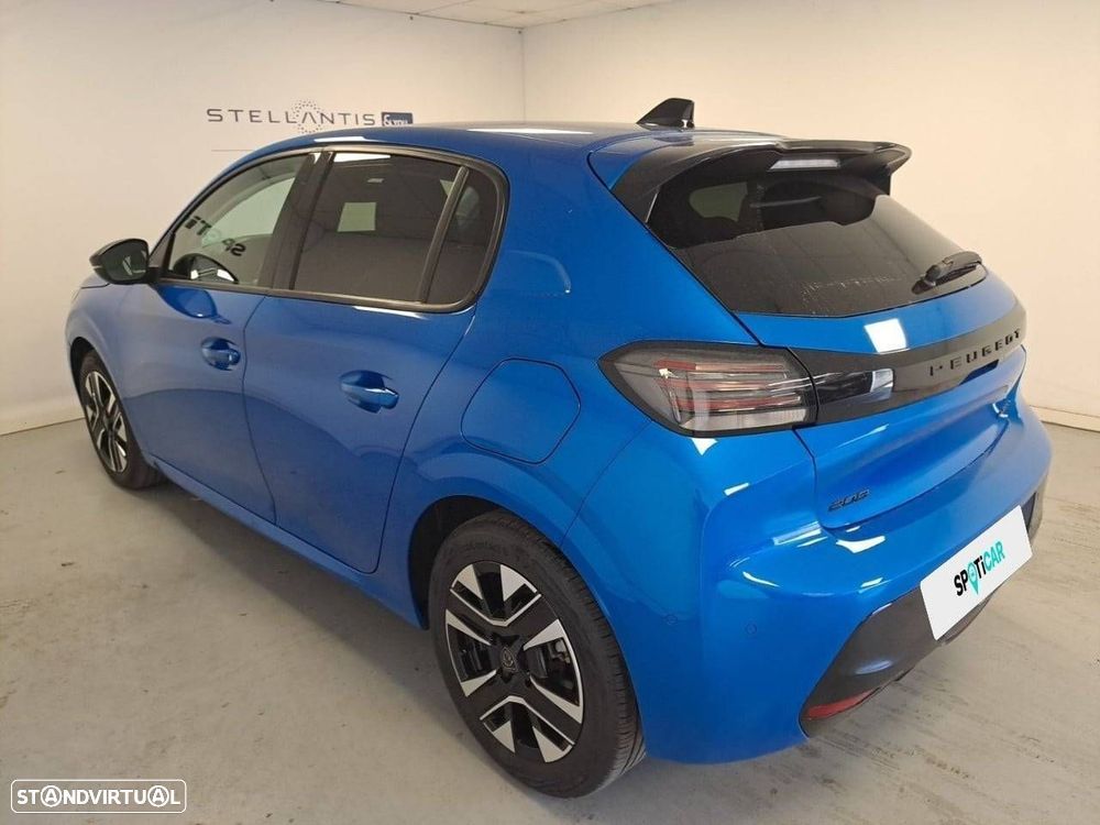 Peugeot 208 - 5