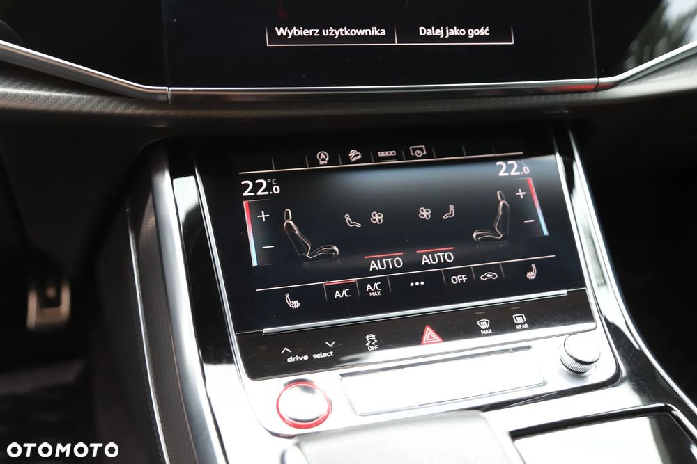 Audi RS Q8 - 16