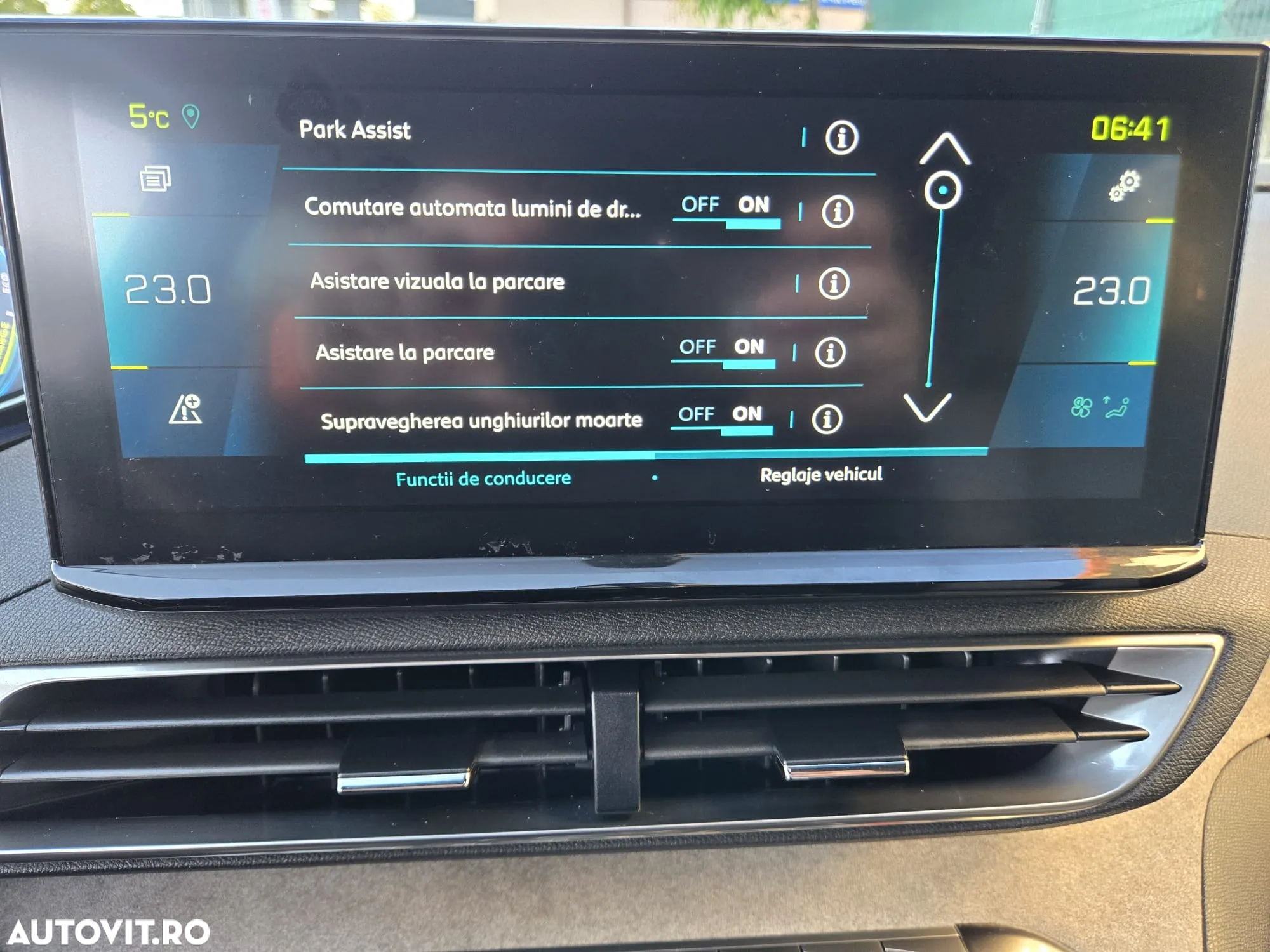 Peugeot 3008 Hybrid4 300 e-EAT8 GT Pack - 17