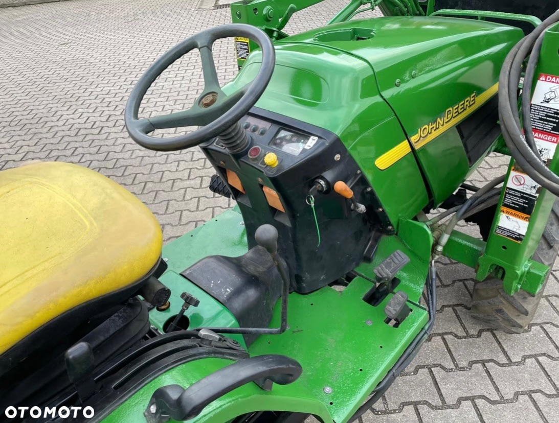 John Deere 4115 - 9