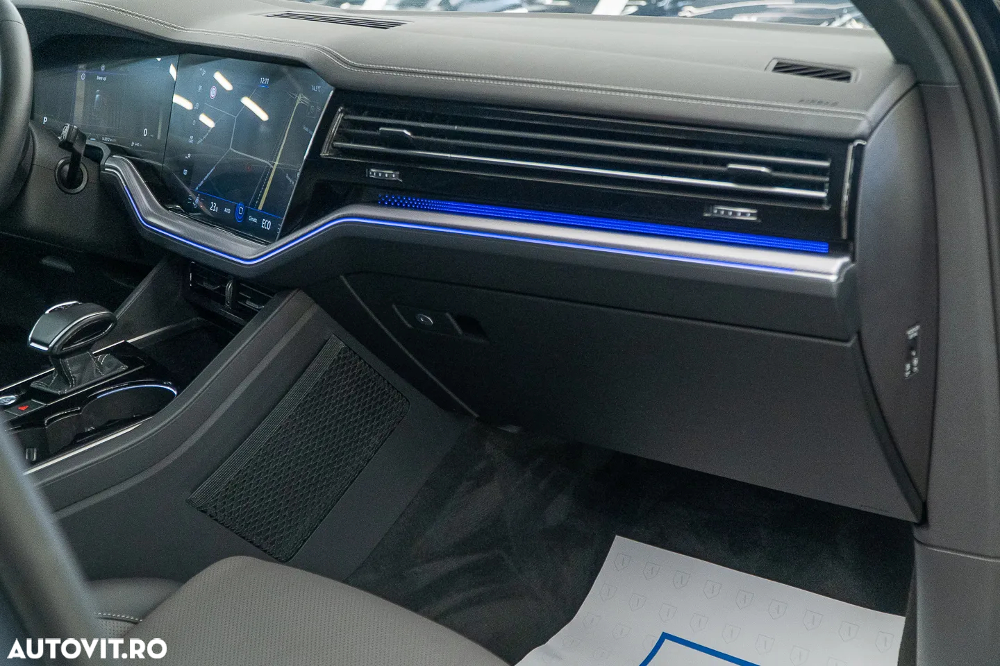 Volkswagen Touareg 3.0 V6 TDI 4Motion DPF Automatik R-Line - 37