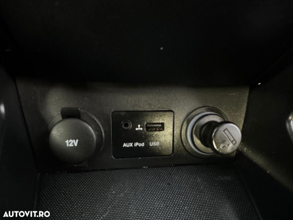 Kia Ceed - 13
