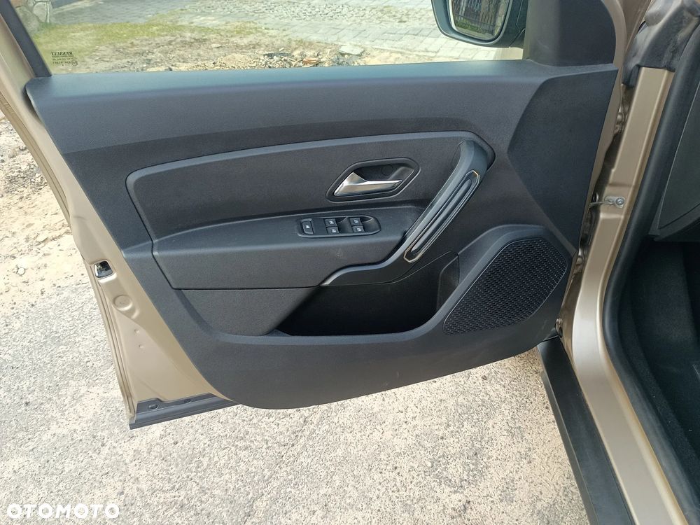 Dacia Duster SCe 115 2WD Prestige - 30