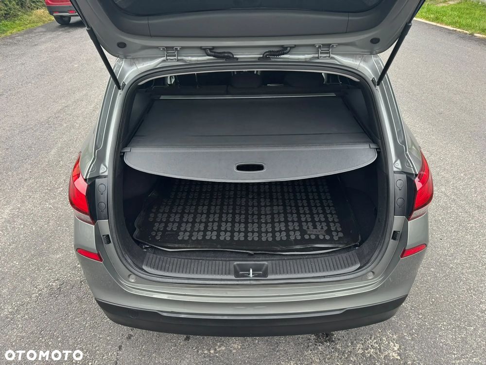 Hyundai i30 - 22