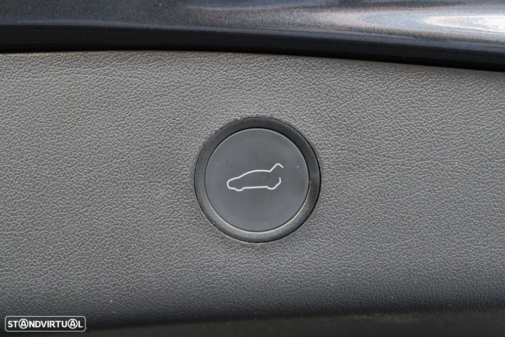 Tesla Model 3 Standard Range Plus RWD - 23