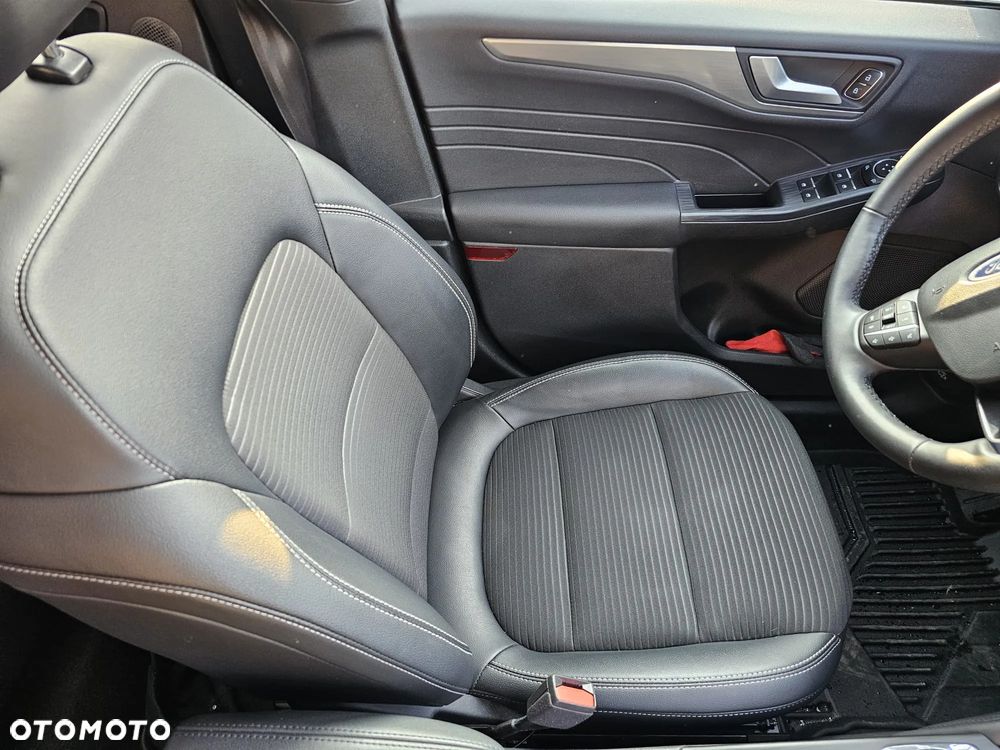 Ford Kuga 2.0 EcoBlue AWD Titanium X - 27