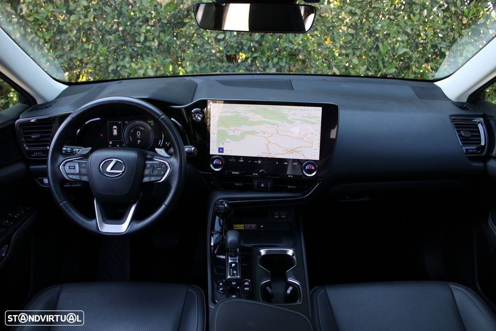 Lexus NX 450h+ Executive - 3