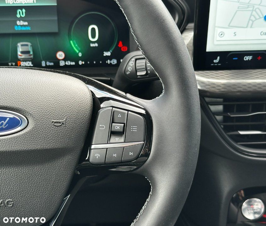 Ford Kuga - 19