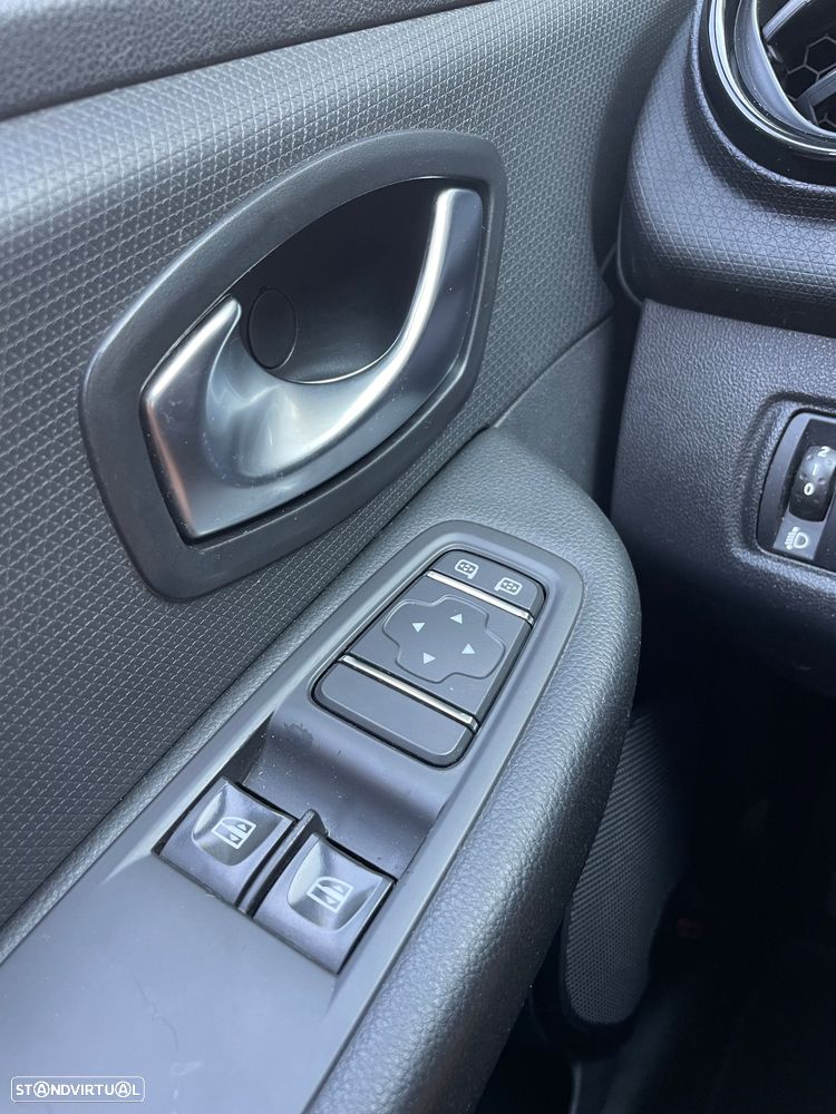Renault Clio TCe 90 Dynamique - 18