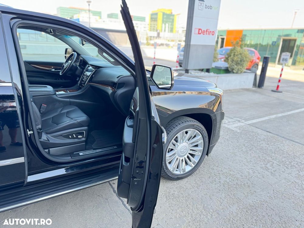 Cadillac Escalade 6.2 V8 ESV Platinum - 27