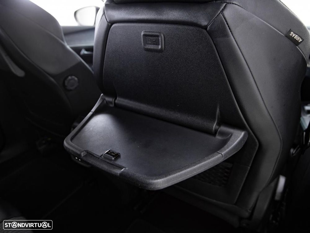 Peugeot 5008 - 23