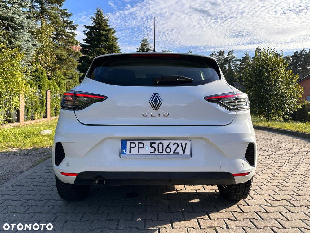 Renault Clio - 8