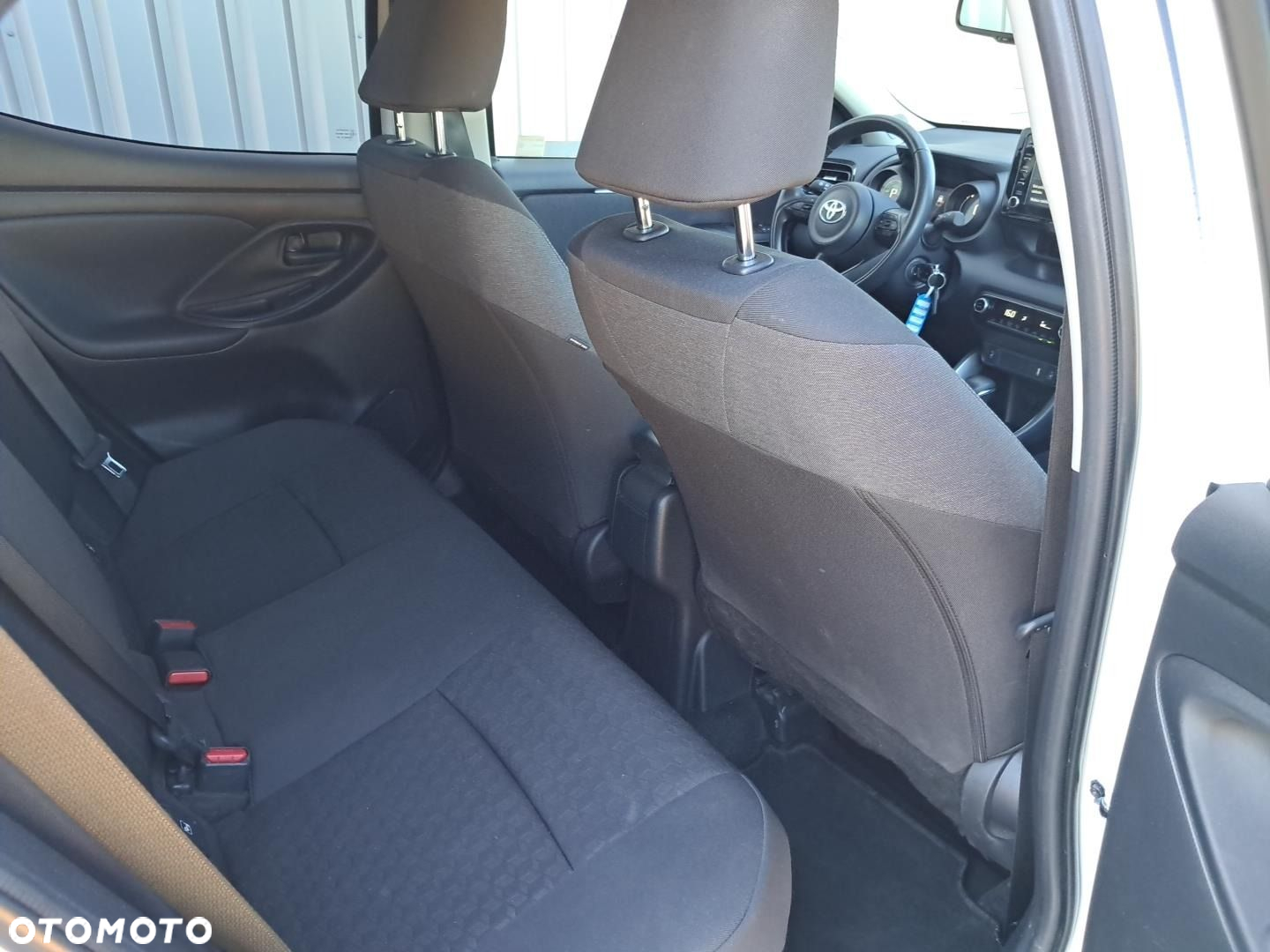Toyota Yaris - 12