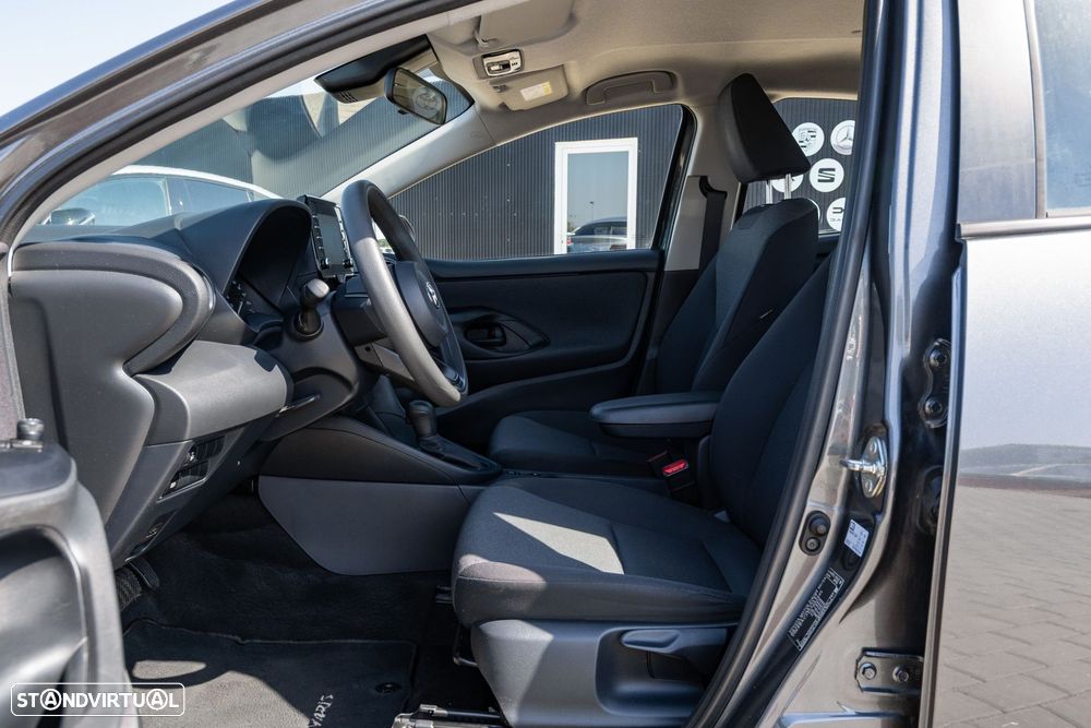 Toyota Yaris 1.5 HDF Comfort - 12