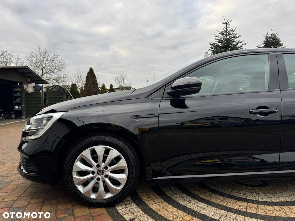 Renault Megane 1.6 SCe Life - 11